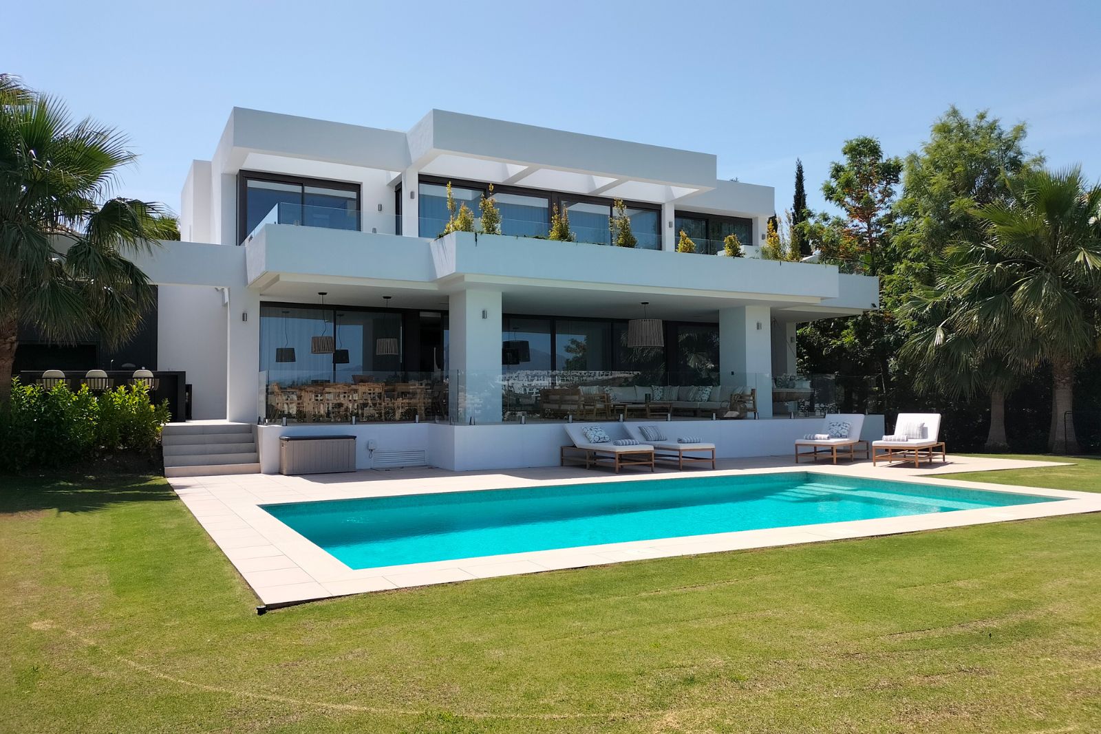 Proyecto residencial de obra nueva de Tailor Build & Projects